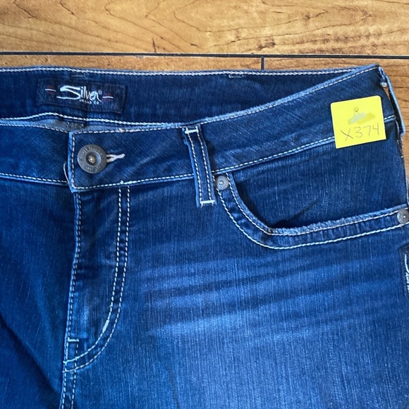 Silver Jeans suki capri Jeans - Picture 2 of 6